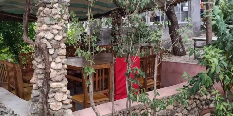 蒙山農家院正宗炒雞店