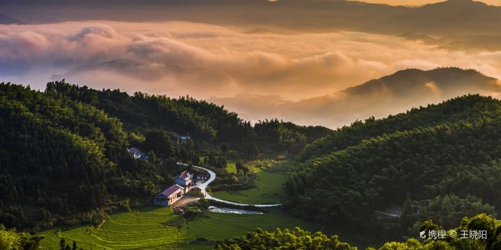 大別山主峯景區