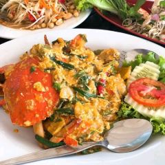 Khin lom Chom sa phan User Photo