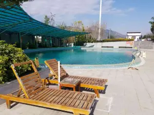 Manshuiwan Qinglin Hot Spring Resort