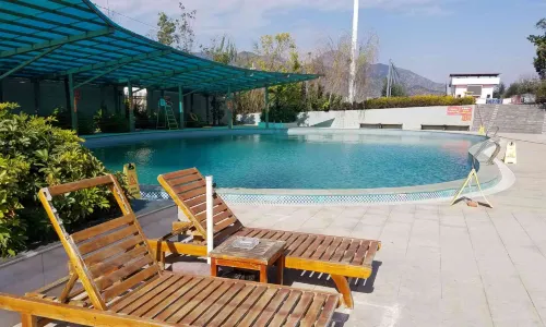 Manshuiwan Qinglin Hot Spring Resort