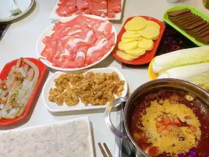 CHONG QING ZAI XIN PA HUO GUO