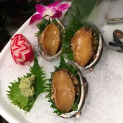 XIAN HUANG User Photo