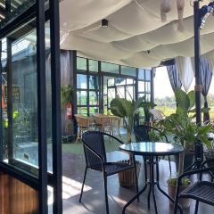 Cloud 9 Cafe User Photo