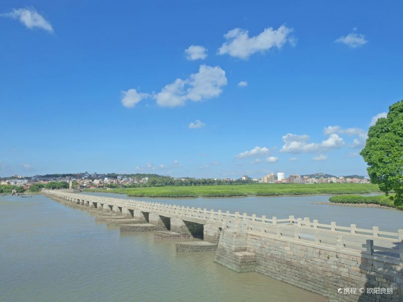 Luoyang Bridge