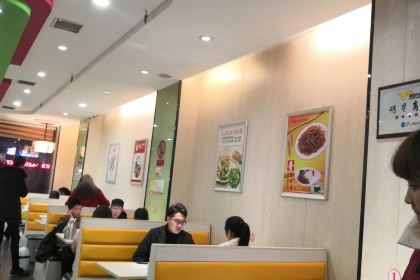 粥记美食(西峡店)
