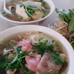 Tai's Vietnamese Food User Photo