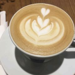 艾迪春天咖啡EDDIESPRING(鸿萃店) 여행 사진