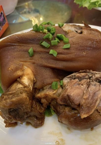 亚东小吃城