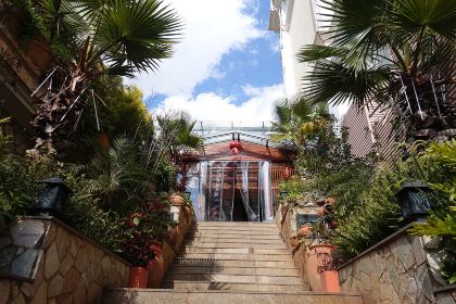 云南人家(大屯店)