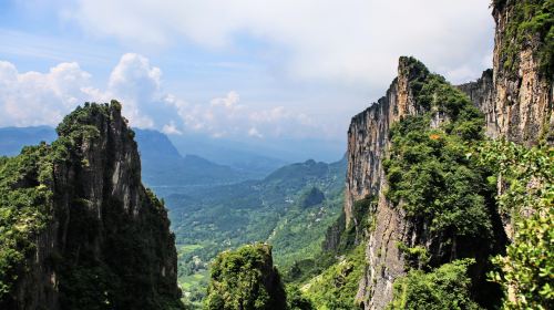 恩施之巔-黃鶴峯林景區