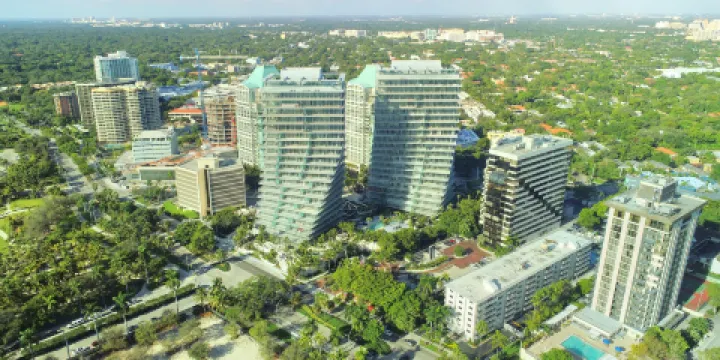 椰林大道購物區