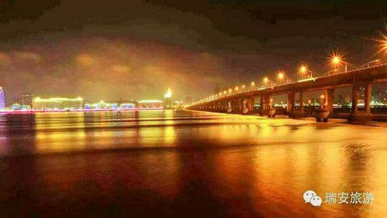 夜景美到让人心醉，飞云江大桥是瑞安不可或缺的一个景色