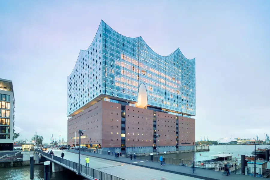 ฮัมบูร์ก Elbphilharmonicie