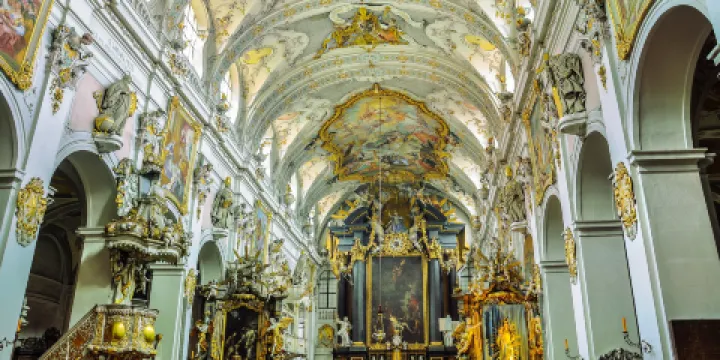 雷根斯堡聖母誕生教堂