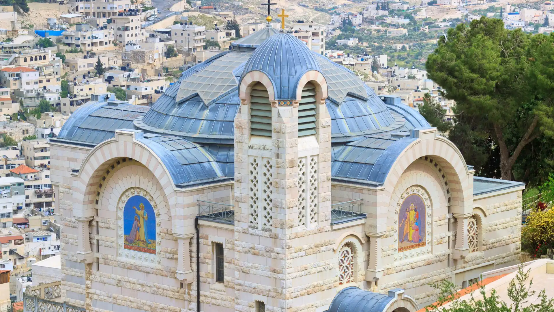 Hotels near Saint Peter in Gallicantu