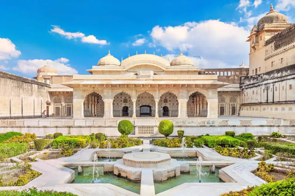 2_Amber Palace