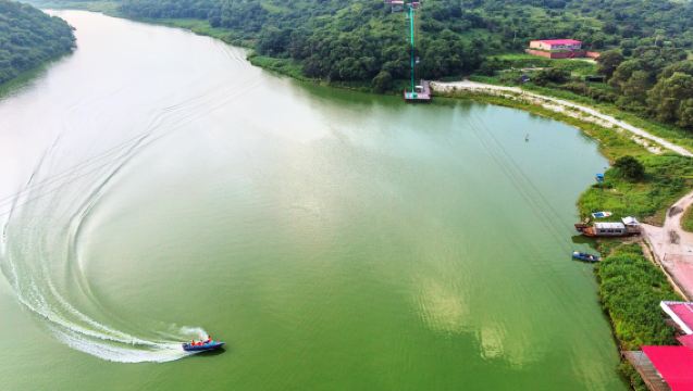 【青春不沙青·可選小團·可接駁】銀沙灣沙漠+大青溝1日遊