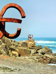 Peine del viento XV (Eduardo Chillida, 1976)