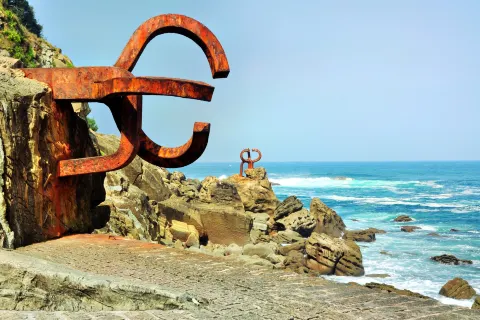 Comb of the Wind (Eduardo Chillida, 1976)