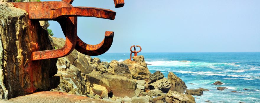Comb of the Wind (Eduardo Chillida, 1976)