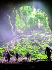 Jomblang Cave