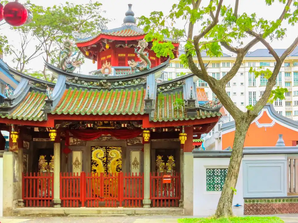 턘 혹 켕 사원 주변 호텔