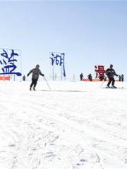 多藍湖滑雪場