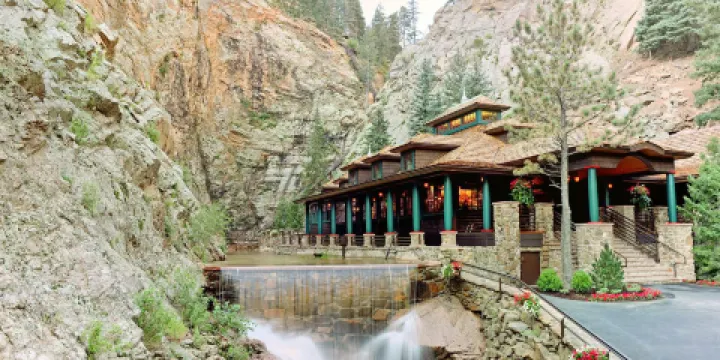 布羅德莫爾七瀑布