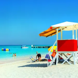 Doctor's Cave Beach