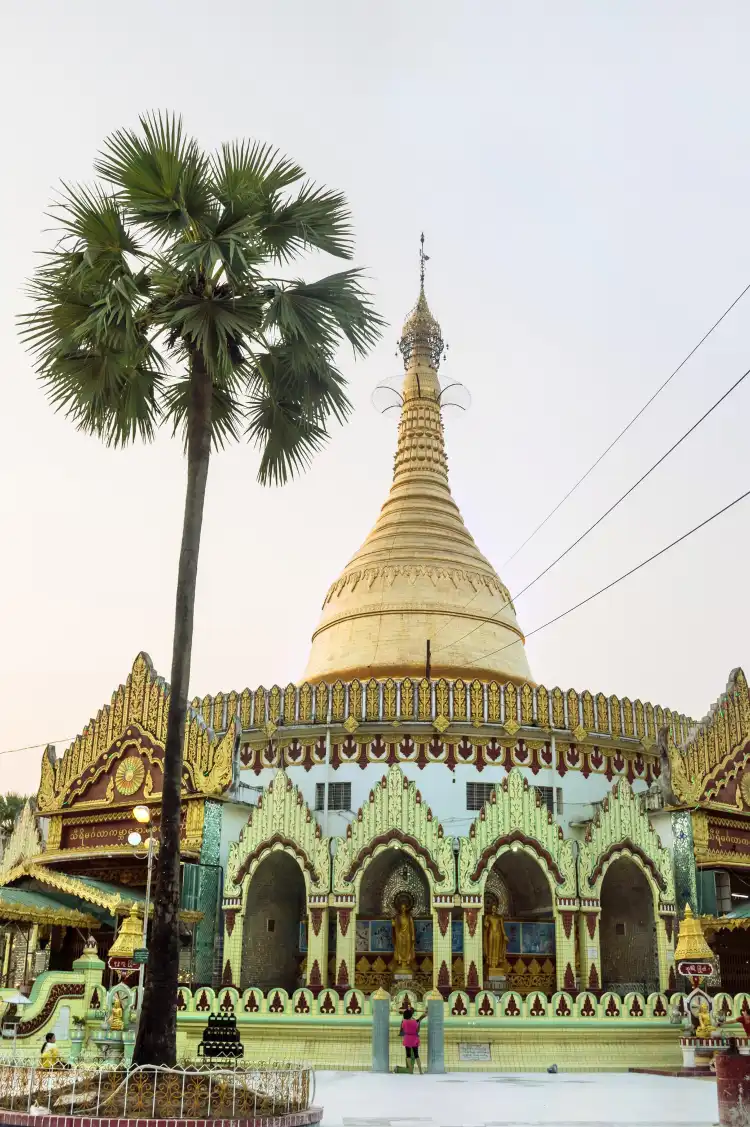 Hotels in der Nähe von Kabar Aye Pagoda