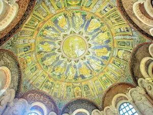Battistero Neoniano