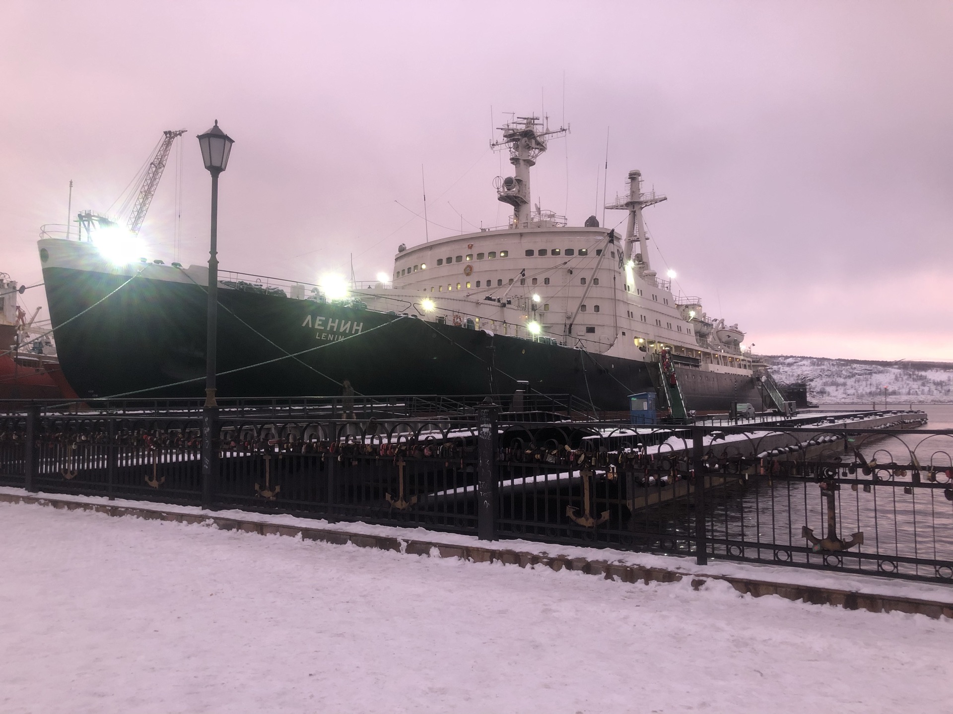 ムルマンスク レーニン 評判 案内 トリップドットコム