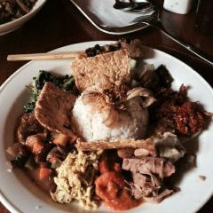 Made's Warung(Seminyak) User Photo