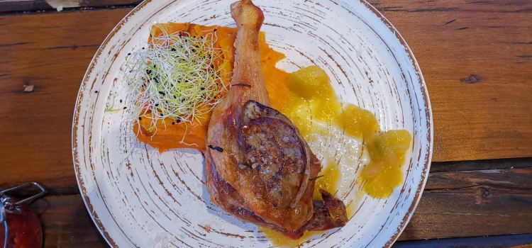 Echo Cafe & Restaurant