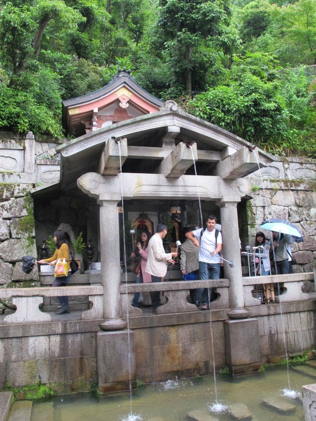 音羽山瀑布