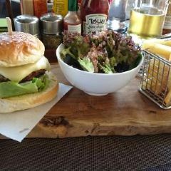 I Sea Bar And Restaurant User Photo