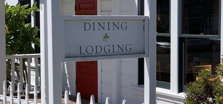 Trillium Cafe & Inn