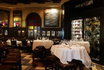 Mon Ami Gabi User Photo