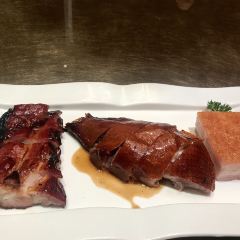 Imperial Treasure Fine Chinese Cuisine (Shanghai) User Photo