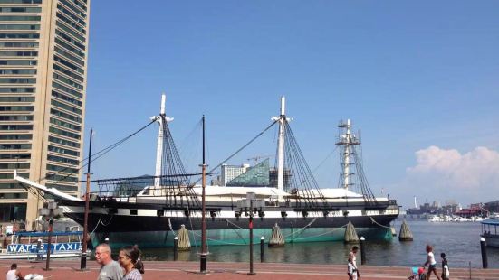 莫名地一直喜歡古帆船的船模，第一次参觀真正的古帆船和潛艇，超