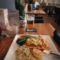 XS Lounge and Grill User Photo