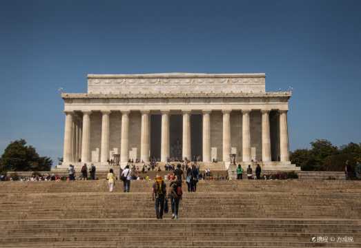1-day tour to Washington D.C. + United States Capitol [Round-trip from New York]