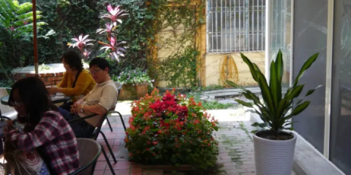 塔吉特千層蛋糕專賣店