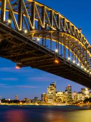 Sydney Harbour Bridge