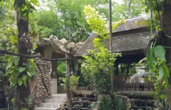 Bankhiangnam Restaurant