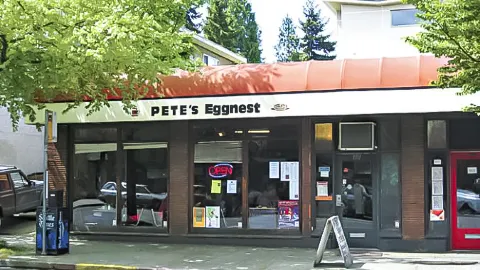 Pete's Eggnest in シアトル