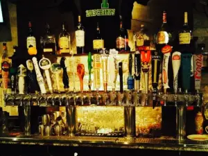 The 3rd Rail Bar & Grille