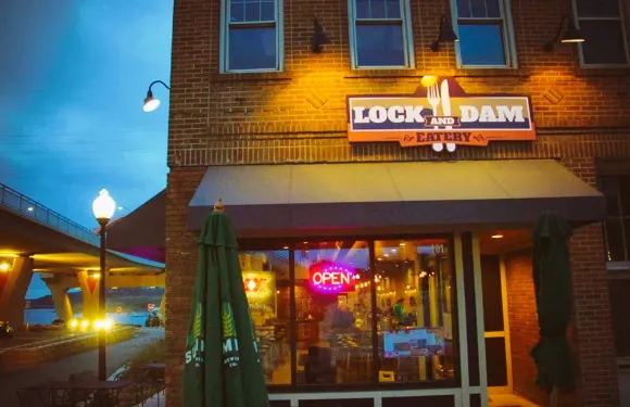 Lock And Dam Eatery