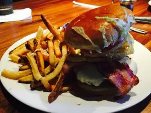Burtons Grill & Bar